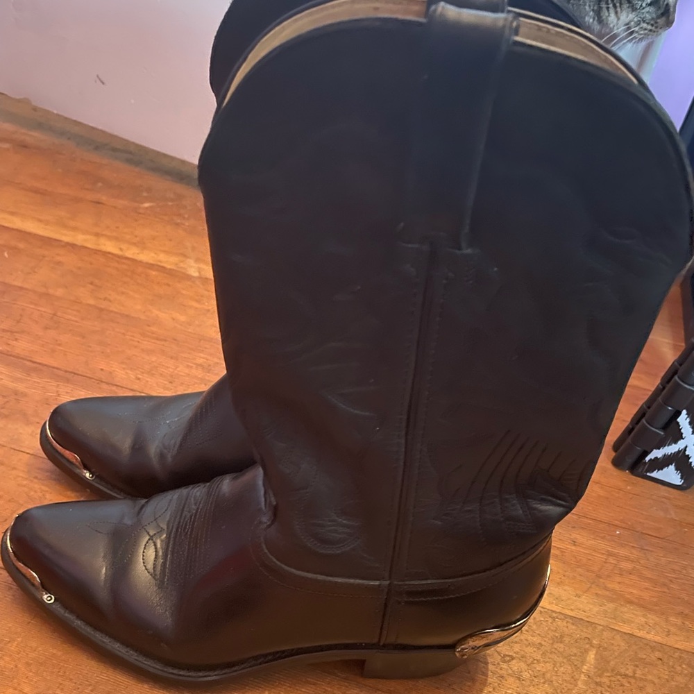 Durango black leather cowboy boots
